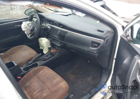 2016 Toyota Corolla Le z USA, uszkodzony, nr VIN 2T1BURHE0GC526551